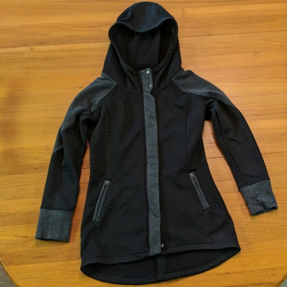 The North Face Jackets & Blazers - The North Face quilted fleece jacket